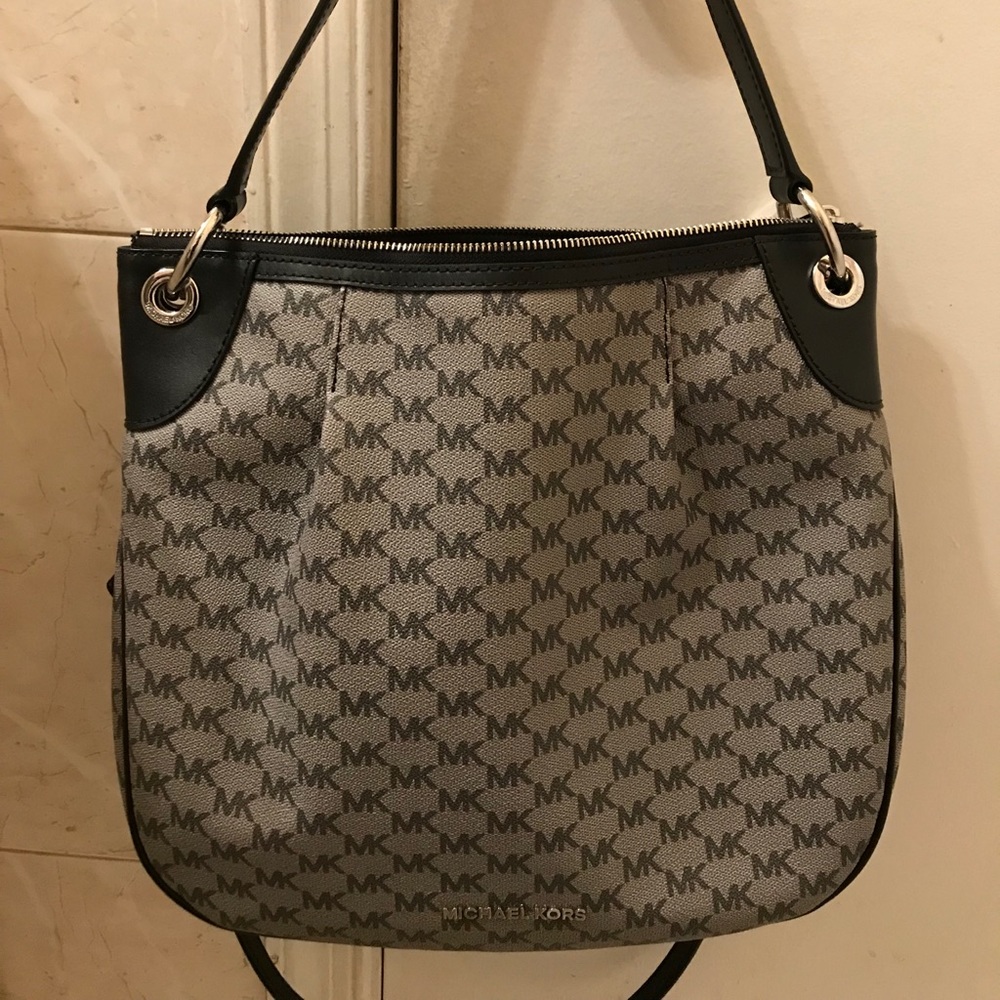 Michael Kors black and grey handbag!!!